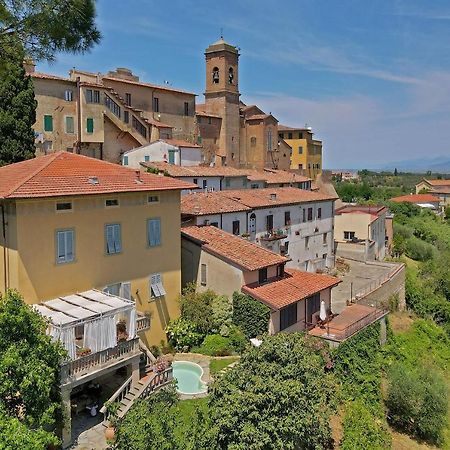 Villa Carlotta Con Piscina Лари Экстерьер фото